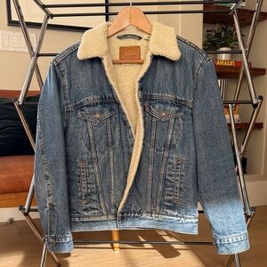 Levi's Classic Sherpa Trucker Denim Jacket